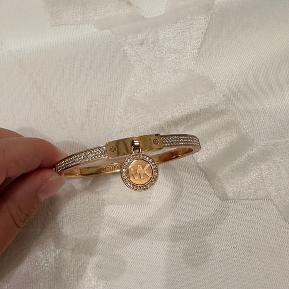Michael kors bangle bracelet with crystal accent - Picture 2 of 4